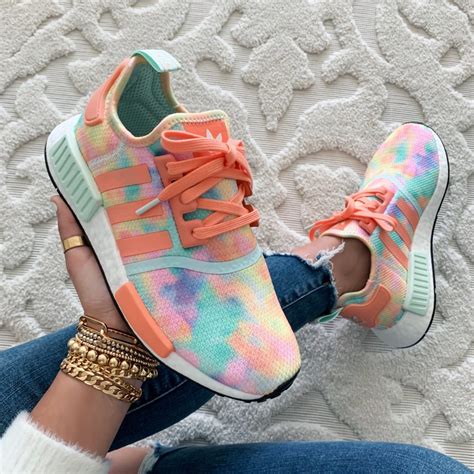 tie dye adidas nmd